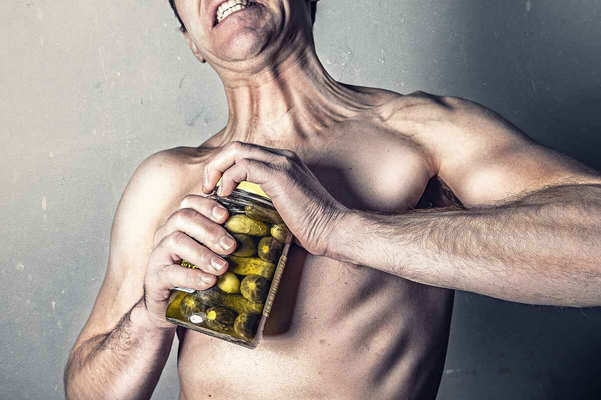 Benefits and Risks of Testosterone Gel Use