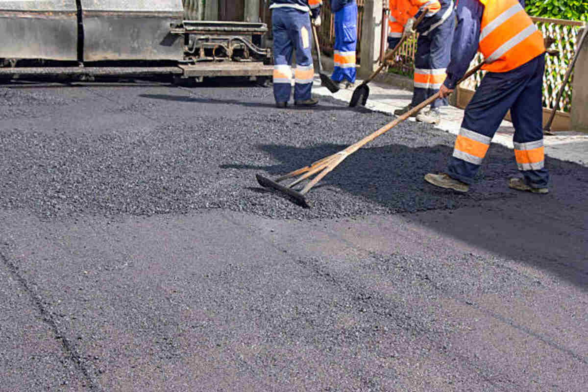 Common Issues with Irvine Asphalt Surfaces