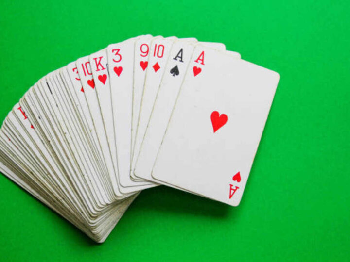 Top Strategies for Winning Pyramid Solitaire Online